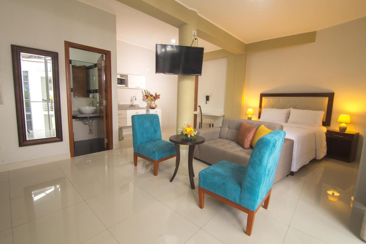 Vuelo 78 Hotel 塔拉波托 外观 照片